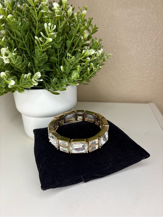 Gold Tone Emerald Cut Crystal Hinged Bangle Bracelet Magnetic Closure Glam main image 8